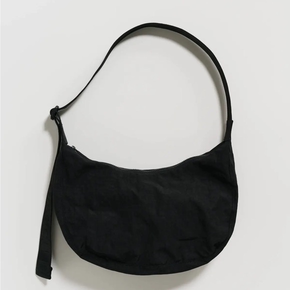Baggu | Medium Nylon Crescent Bag in Black - Picture 1 of 4